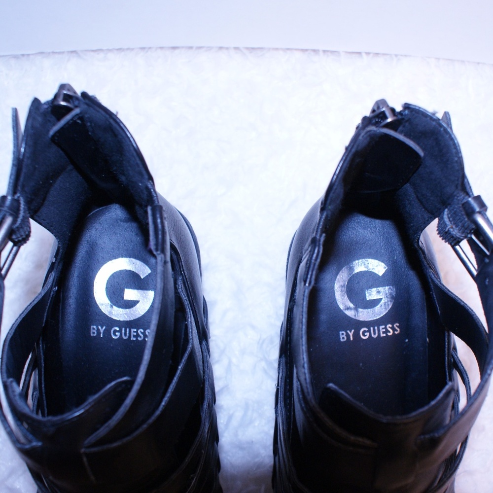 Women's Guess Giya Caged Booties Size 8.5M, Black - Picture 8 of 8